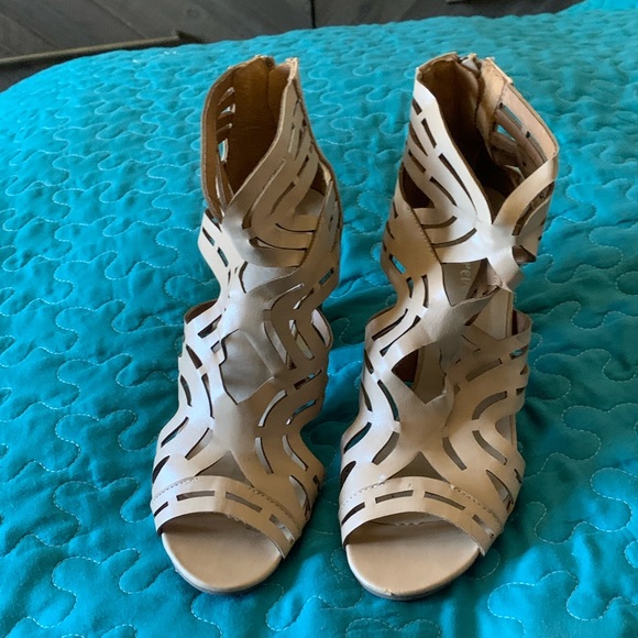 Forever -Cream heel sandals - Picture 5 of 14